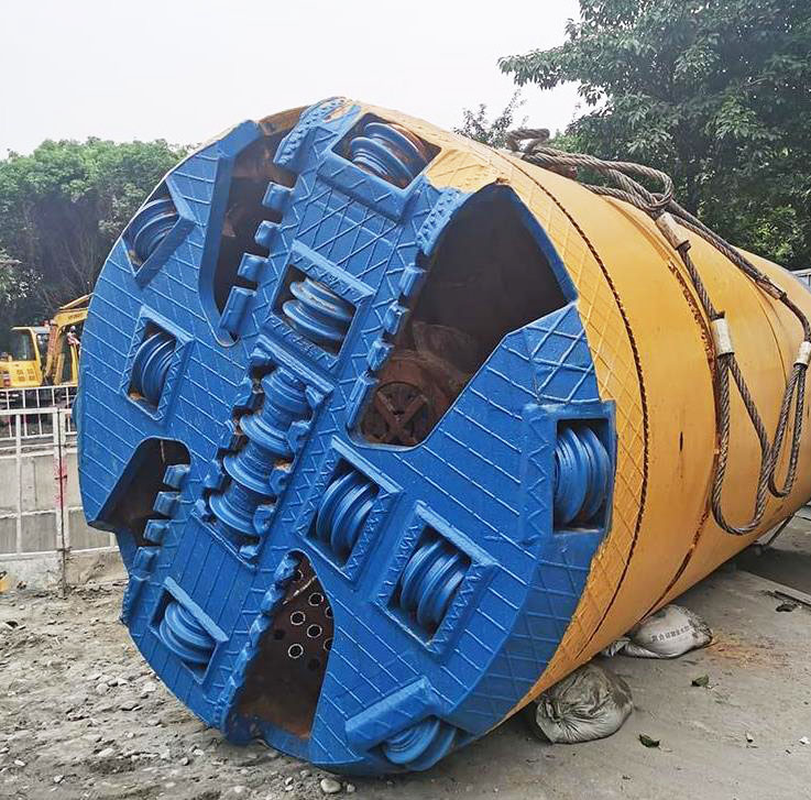 青海地下管网施工时选择顶管机还是盾构机